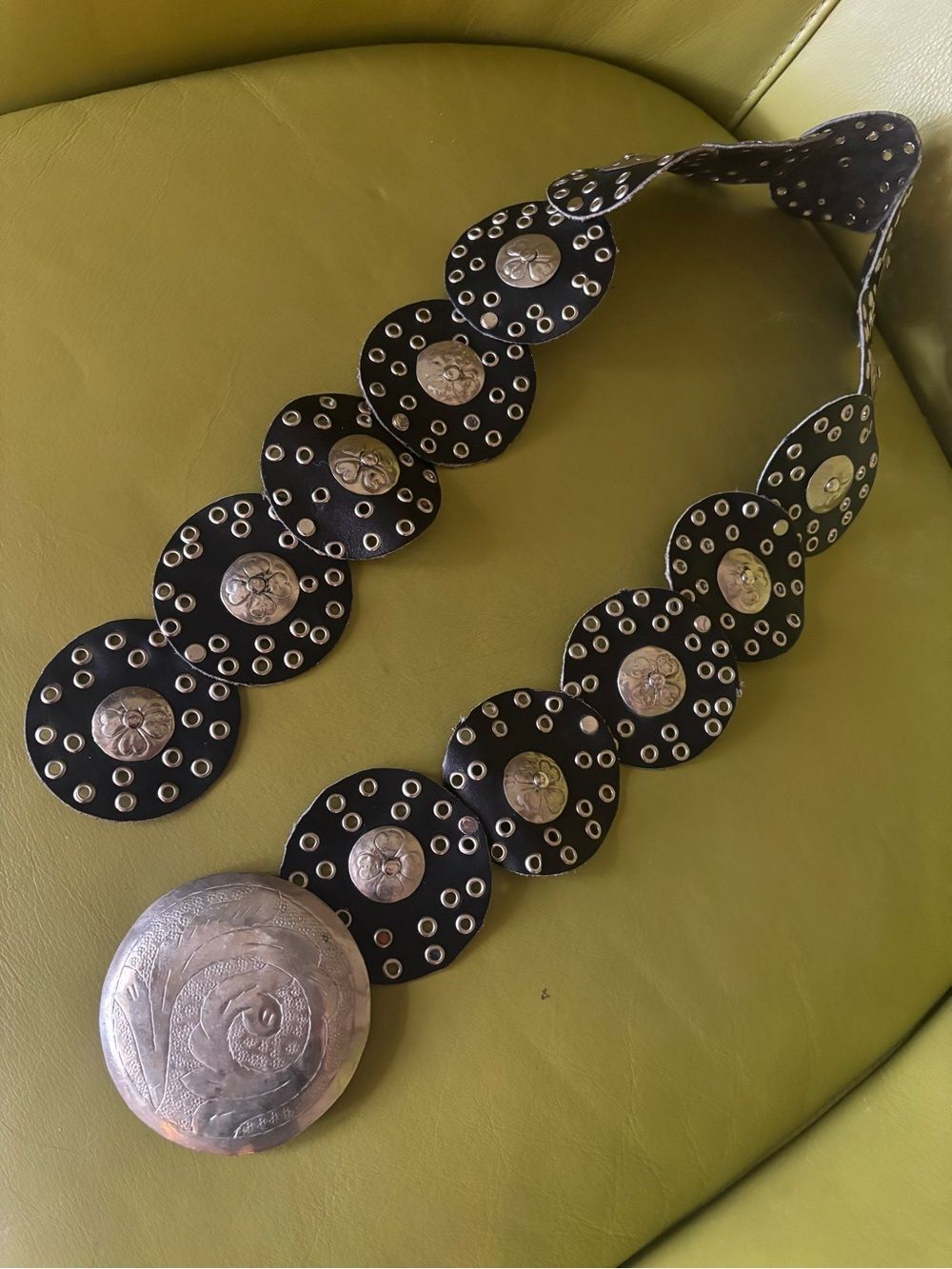 Vintage Moroccan Black Leather Concho Belt Boho Western Festival Statement Belt - Picture 2 of 8